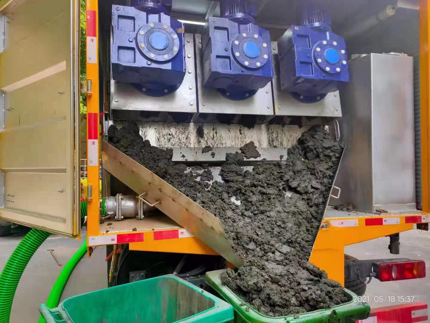 扎赉特化粪池清掏城市维护站-泥浆净化干湿分离处理